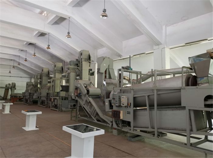 9月3日,中農富通調研組兵分兩路對南京高淳區武家嘴現代農業產業示范園區和棲霞區龍潭現代農業產業示范園區的調研工作。(圖7) 9月3日,中農富通調研組兵分兩路對南京高淳區武家嘴現代農業產業示范園區和棲霞區龍潭現代農業產業示范園區的調研工作。(圖7)